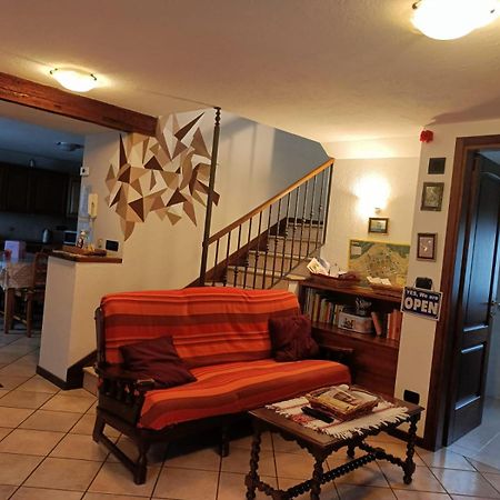 Apartamento Casa D'antan Aosta Exterior foto
